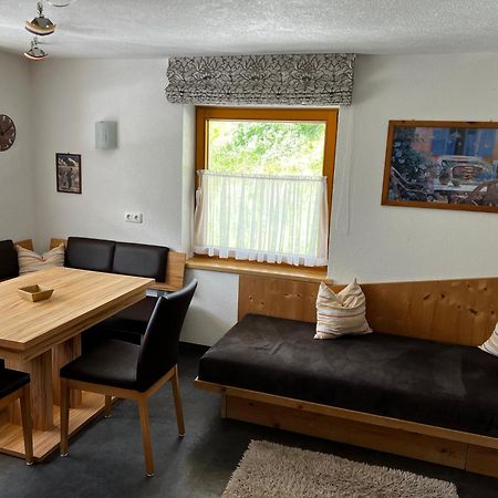 Haus Steissbach Apartamento Sankt Anton am Arlberg Exterior foto